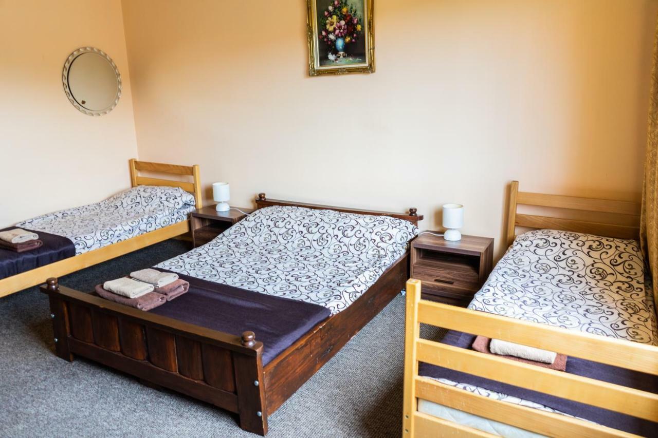 Hostel Villa Roma Лвив Екстериор снимка